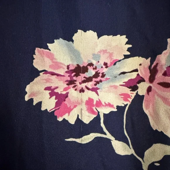 Joie Senia Silk Tank in Dark Navy - Picture 4 of 4